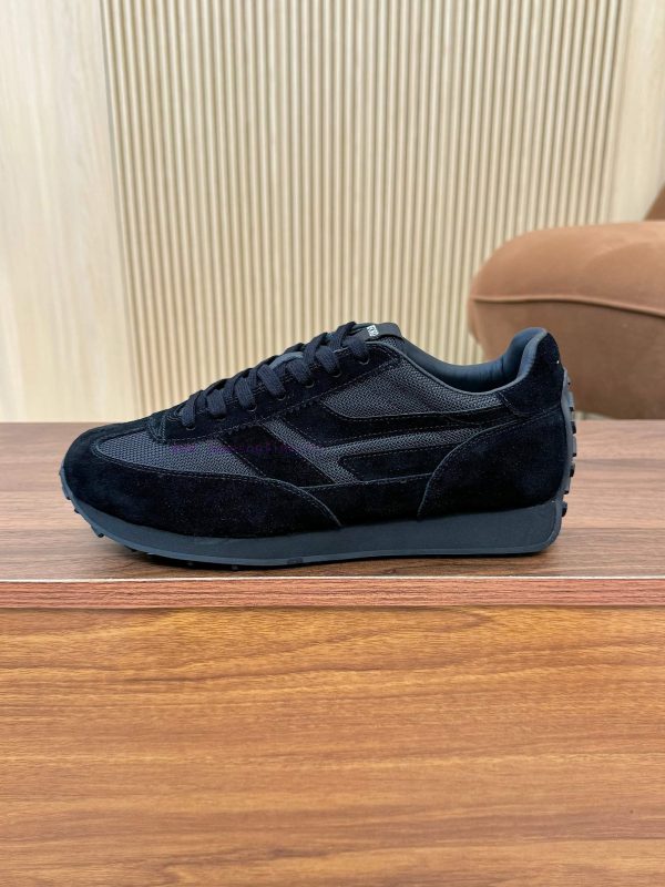 παντοφλες γυναικειες καςτοριας | Trendy Luxury TOM FORD Tom This Mick Sports Shoe With A Round Toe And Low Cut Is A Classic And cbspkhpo | geox μποτακι γυμ