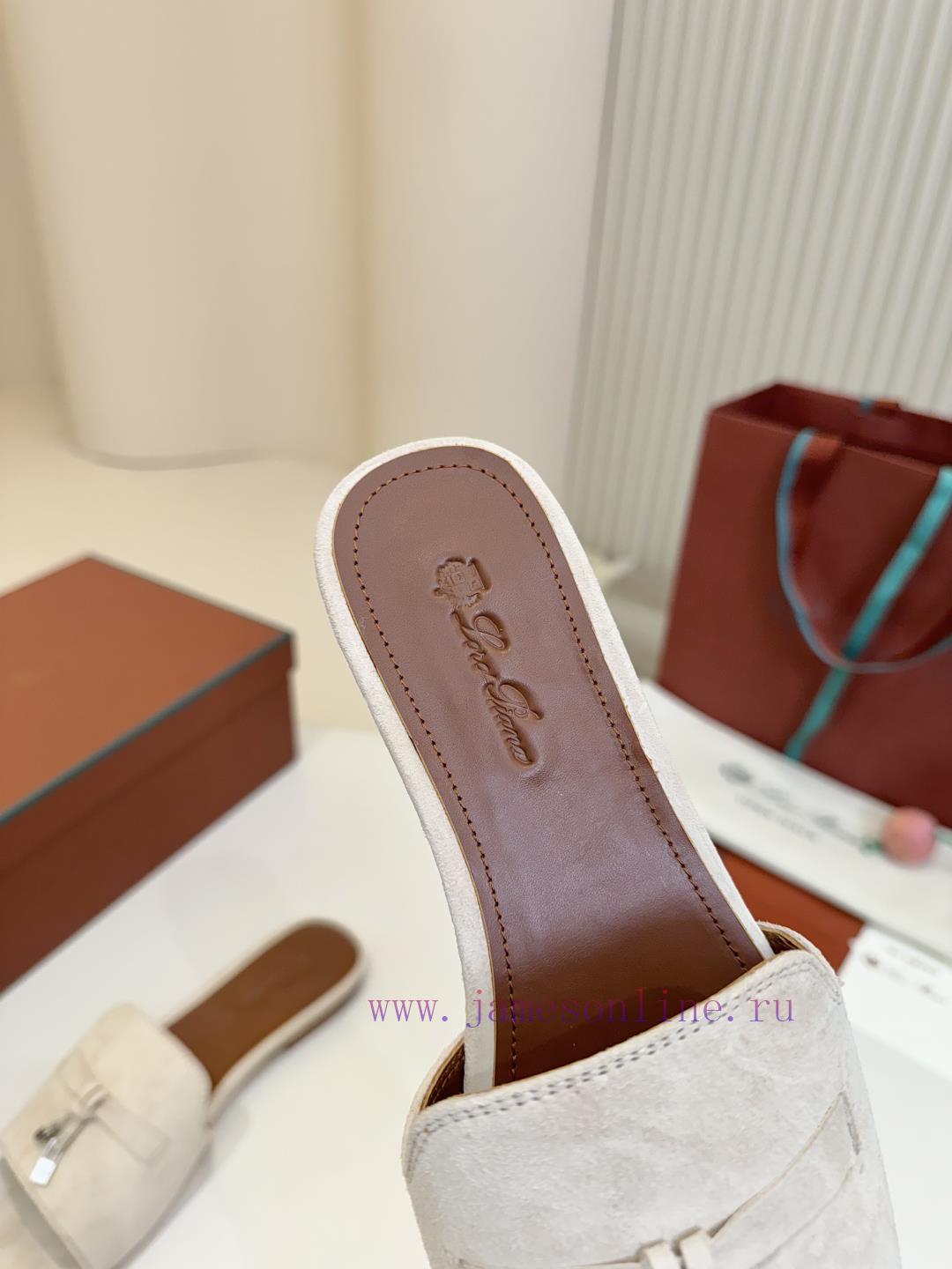 2017 χρυσο πεδιλο | Loro Piana Top Genuine Leather Bottom**Loro Piana | Real Leather Bottom Slippers Luxury Pet Eve 91paphtv | λουστρινια γυναικεια παπουτσια - Image 10