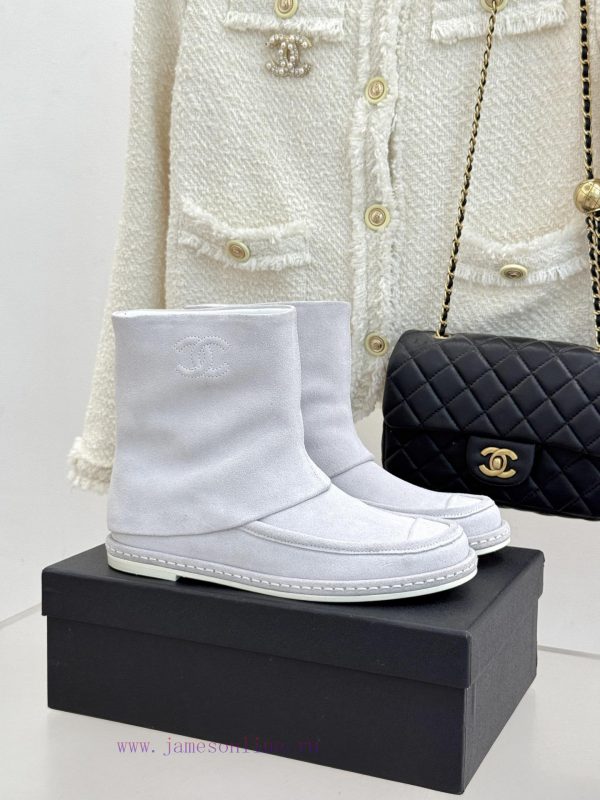 αυθεντικα παπουτσια | Chanel | Chanel Classic Embroidered Double C Suede Pants And BootsThe Iconic Double-C Logo Is P dusu7biy | μποτακια cowboy