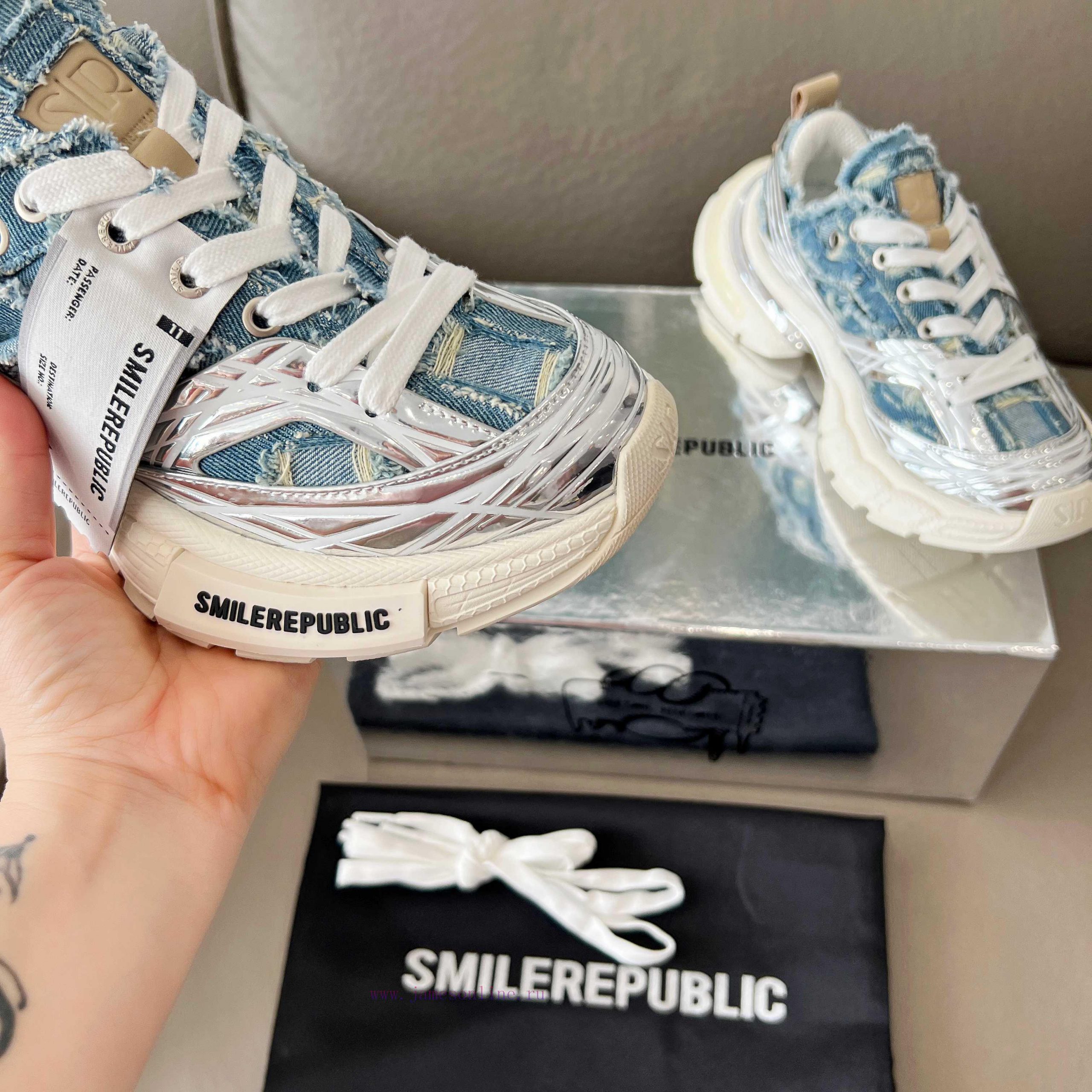 πεδιλακια παιδικα nike | Top TierSmilereprepublic Has Released A New Pair Of Dad Shoes Featuring Popular Fashion Blogger eydff90v | 4 ανδρικα μποτακια - Image 3