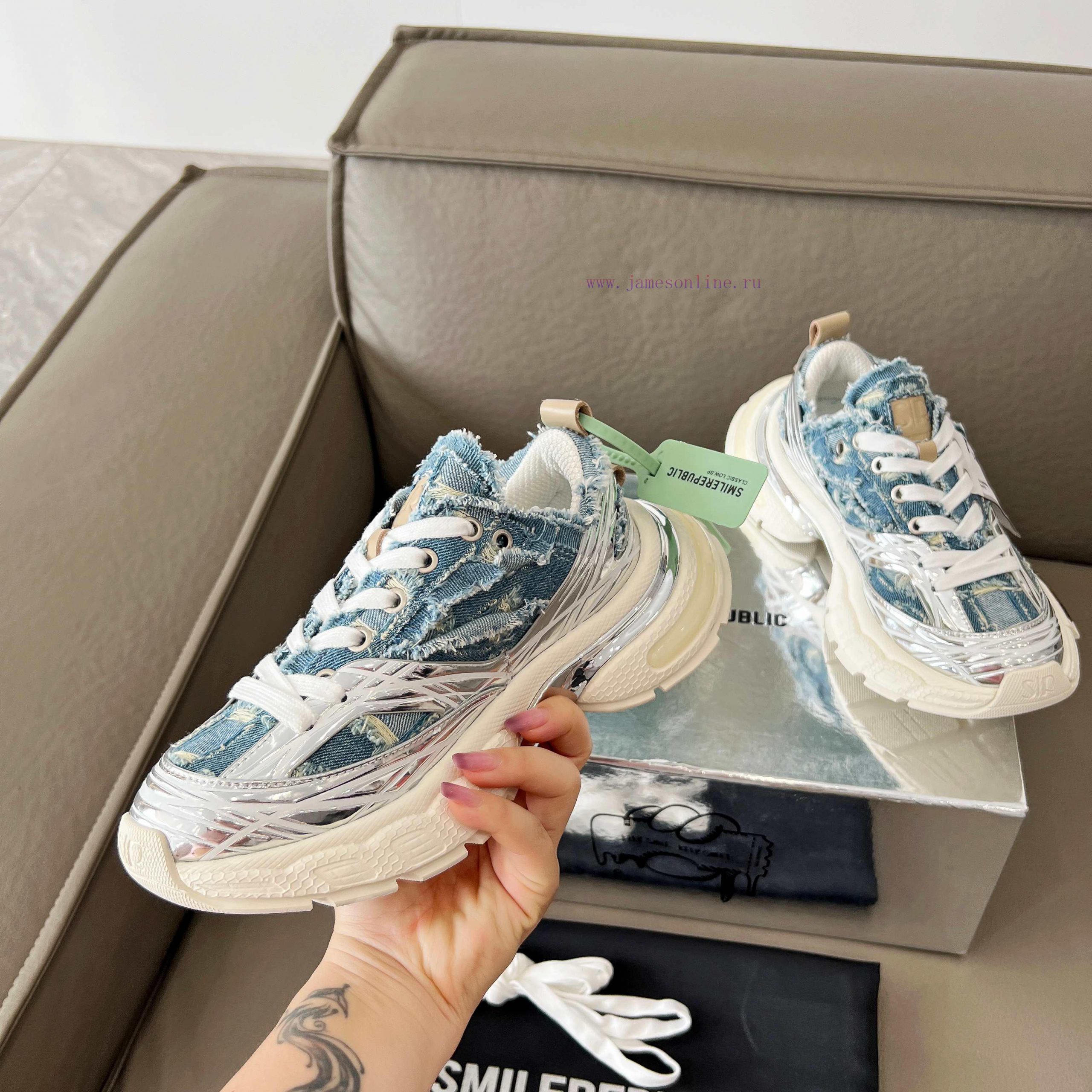 πεδιλακια παιδικα nike | Top TierSmilereprepublic Has Released A New Pair Of Dad Shoes Featuring Popular Fashion Blogger eydff90v | 4 ανδρικα μποτακια - Image 5