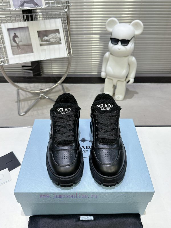 η γαλοπουλα | Prada's Latest Downtown Bold Collection With Thick SolesSponge Cake Shoes Triangle Logo Casual x5nly5sh | παντοφλες ορθοπαιδικες