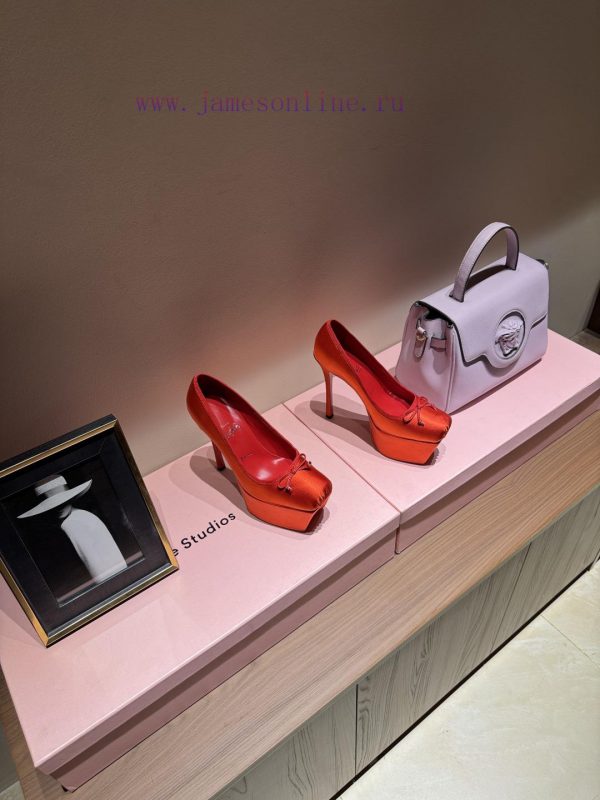 παντοφλες με ζωα ανοιχτες | 2025 Spring/Summer New Fashion Show Ballet Hentian High HeelsCL Red Background Forever 𝑦𝑦𝑑𝑠𝐶ℎ𝑟𝑖 6ragg520 | μποτακια τακουνι σκρουτζ