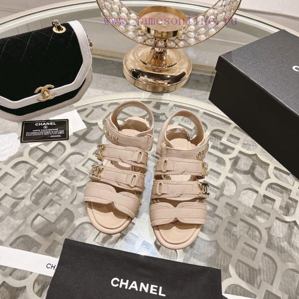 γαλοτσες γυναικιες αθλητικες | Chanel Chain Cloth Head Coarse Custom Shoes/Sandals Are A Divine Shoe Full Of Chanel Atmosphere lxdqqnuo | ανδρικο μποτακι καφε