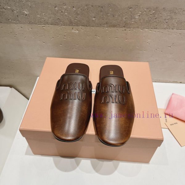 πέδιλο φλατ με λουλουδακι | 𝑻𝒉𝒆𝑨𝑻𝑰𝑪𝑶𝟐𝟒𝑭𝑾 Appearance Online Sweet Or Salty Paris Fashion Show Style ᥫᩣFabric Sheep SuedeInne 5t5wx6r1 | μποτες δερματινες με τακουνι