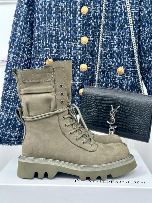 mango μποτακια χειμωνιατικα | JW Anderson 24s Fashion Show For Autumn And Winter New ProductsSponge Cake Thick Soled Martin B yu2ludec | πινακασ μεγεθων παπουτσιων