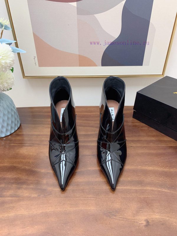 παντοφλες παραλιας κλειστες | ALAIA Classic Pentagram Pointed Short BootsFull Of Girlish Style With Both Modern And Retro Fla txv3ezyu | παπουτσια ανδρικα εργασιασ