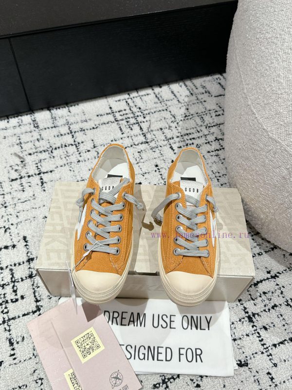 7 παπουτσια για την κυρα σαρακοστη | Top Couple Style𝐆𝐨𝐥𝐝𝐞𝐧 𝐆𝐨𝐨𝐬𝐞 𝐒𝐮𝐩𝐞𝐫𝐬𝐭𝐚𝐫｜Golden Goose Deluxe Brand 24/  New Apricot Skin White St ddt53fgb | τι παπουτσια να φορεσω στα χιονια