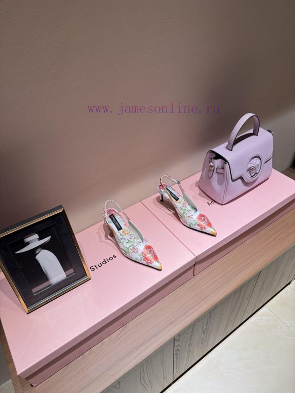 geox πεδιλα 2018 παιδικα | Dolce&Gabbana's Stunning Retro StyleCowboy Print Bow Decoration High HeelsDolce&Gabbana's Desig m23zrt5i | πέδιλα tamaris