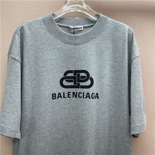 balenciaga t shirt womens - Image 5