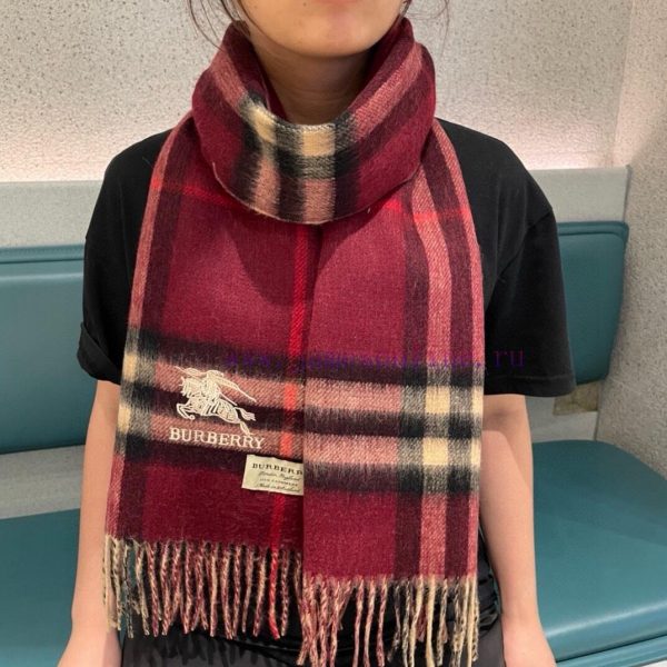 The classic design of the popular double faced cashmere is perfect, and the looming Burberryj9ithlhe