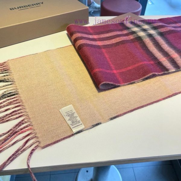 The classic design of the popular double faced cashmere is perfect, and the looming Burberryj9ithlhe - Image 8