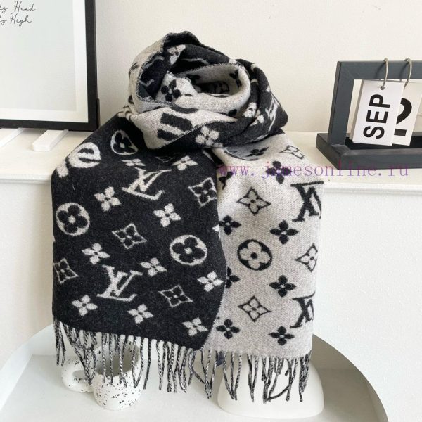 The best Superme super soft and sticky LV Supreme LV co branded scarf Red to Half the Sky ️ k7mjoqyu - Image 7