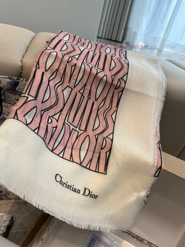 Dior's latest flagship letter graffiti 140, which is very easy to match for both vacation anqyg7pwr6 - Image 4