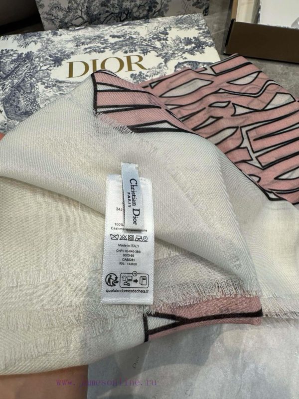 Dior's latest flagship letter graffiti 140, which is very easy to match for both vacation anqyg7pwr6 - Image 5