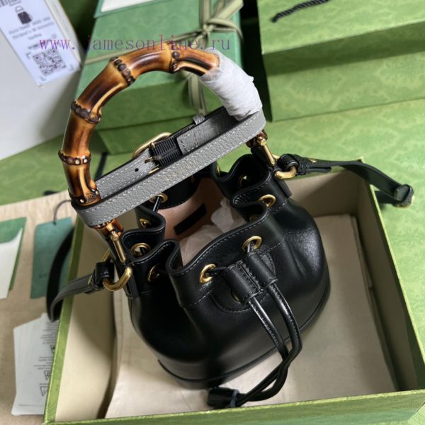 Gucci . The GG mini bucket bag combines two recognizable brand elements, a bamboo handle and 8trqkijd - Image 7