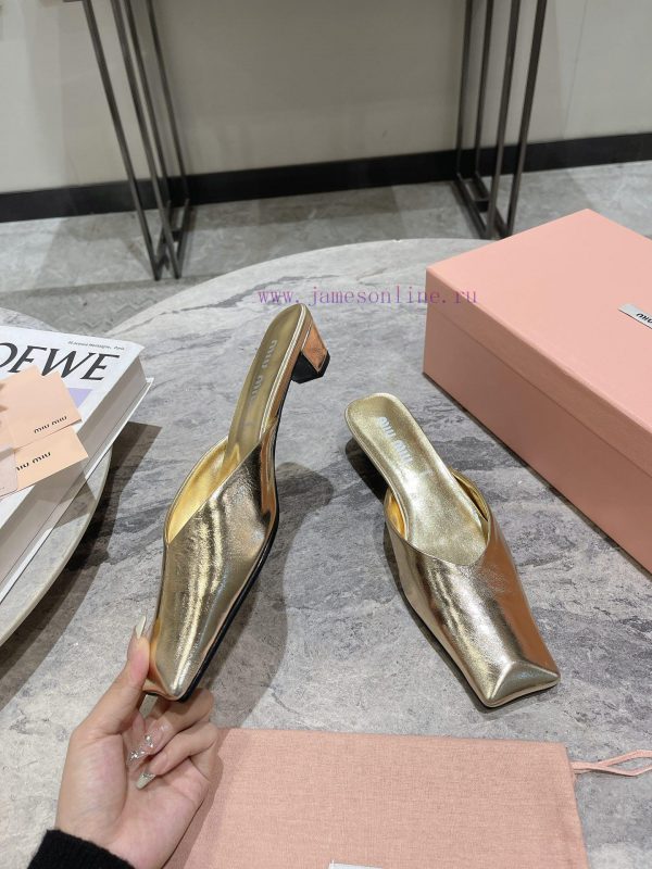 MIU MIU 24 Spring/Summer New Collection Retro Square Head Thick Heel Cool DragSimple yet claf3abk3ba - Image 4