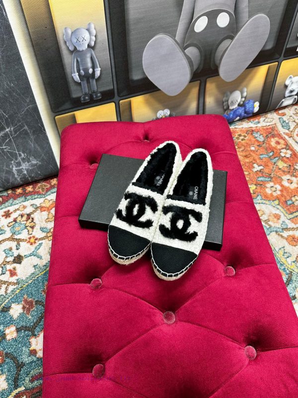 ️  CHANEL 2023 Autumn/Winter New Fisherman's Shoes Top End Inner Footrests Made of Original vn800ym8