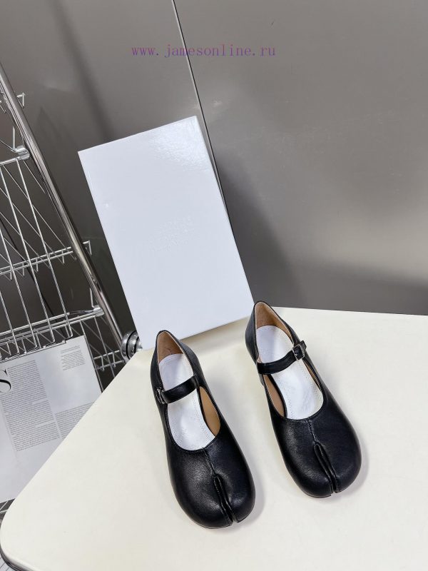 Maison Margiela MM6 tabi split toe shoes2024 New Product Best Buyer Purchasing 11 Perfect Repw4g0n7h