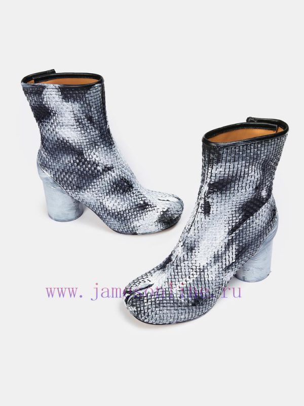 Maison Margiela 24 Early Spring New Knitted 8cm Split Toe Short Boots, Original One to One Cyh8h6clm - Image 4