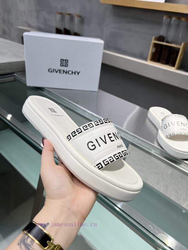 p. GIVENCHY/Givenchy open toed sandals for spring/summer 2024, with brand logo and original cq6sbbfb