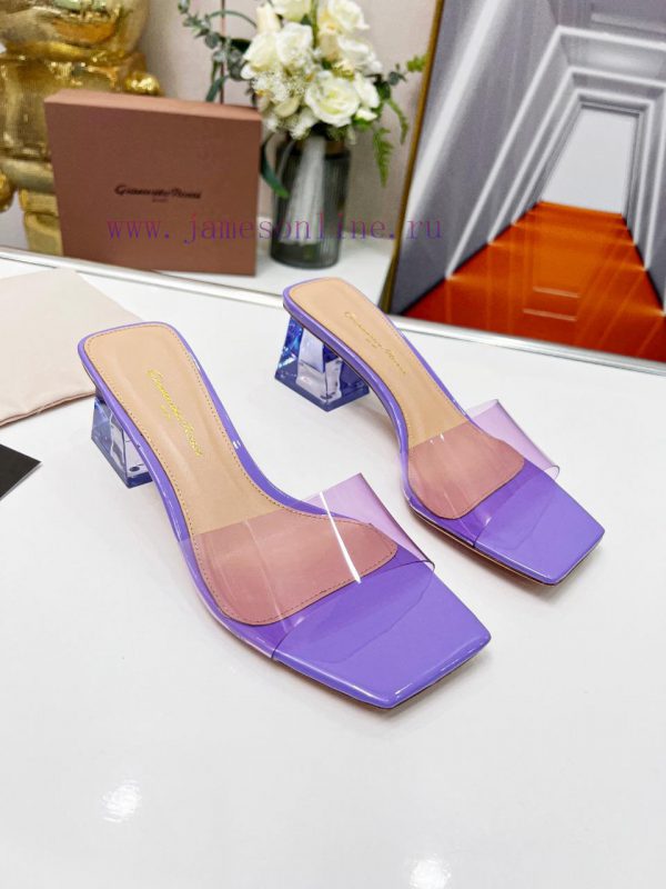 ???????? ?????Gian VitorossiGianvito rossi                         The brand's iconic contraps2w234p - Image 4
