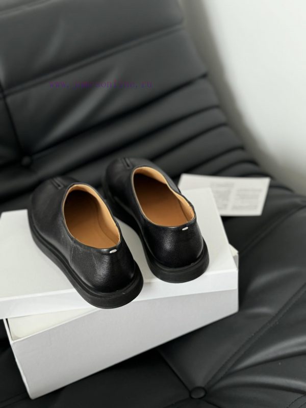 High quality Maison Margiela MM6 split toe shoes Tabi Italian vegetable tanned sheepskinFor h29tg02u - Image 4
