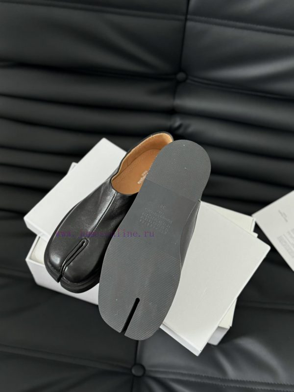 High quality Maison Margiela MM6 split toe shoes Tabi Italian vegetable tanned sheepskinFor h29tg02u - Image 6