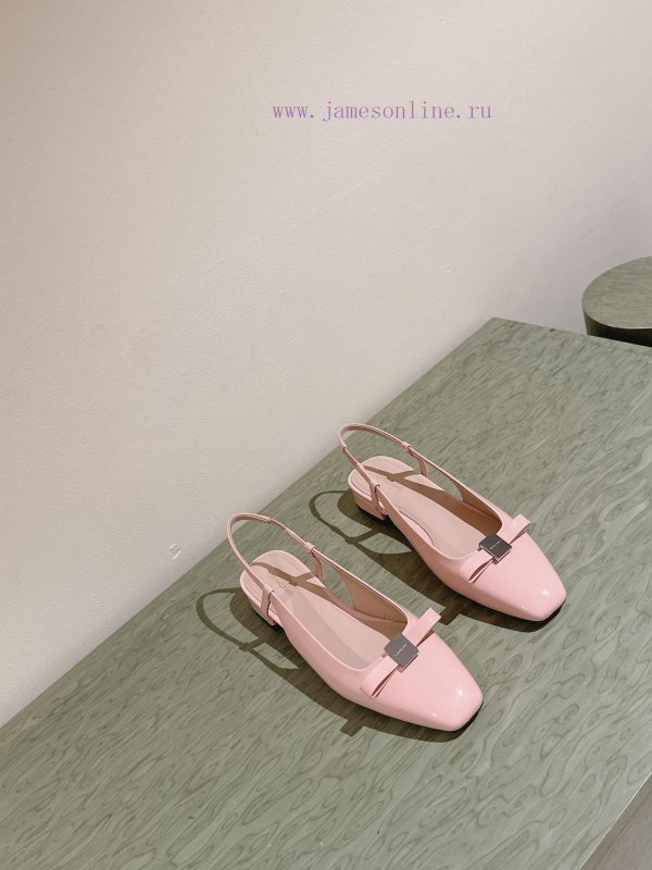 | ²⁰²4 ??  ??Ferragam"Ferragamo Spring/Summer Collection's new product features a square bpflmkfca - Image 8