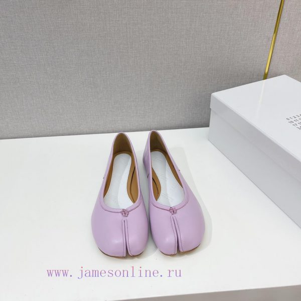 Upgraded version, MaisonMargiela Martin Margiela, a classic split toe single shoe Half a tranv9wy5qa