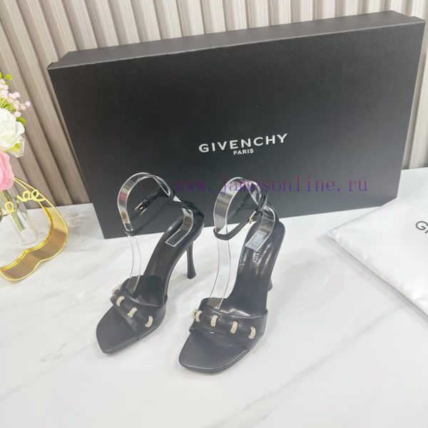 2024 SSS launches GIVENCHY spring/summer collection - the brand's iconic retro elegance conlcgthcxs - Image 3