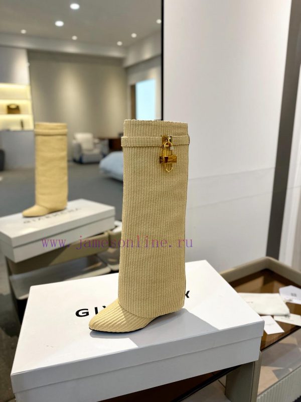 Price "Authentic customizationGIVENCHY0/????? New high-heeled boots, the latest in the markesbfqw22w