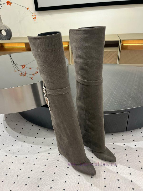 New autumn and winter products from ????????????, popular throughout the fashion industryfnoa7j3v