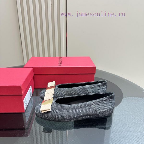 FERRAGAMO 24/ ? Ferragamo Ballet Flat Shoes FAM's high-frequency exposure in this issue, bald6ymk8kg