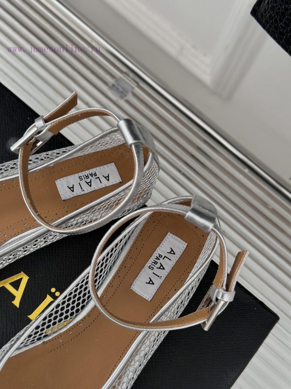 AlAIA | Classic retro mesh Mary Jane shoes from AlAIAFull of girlish style, with both modern1kfn6w0a - Image 9