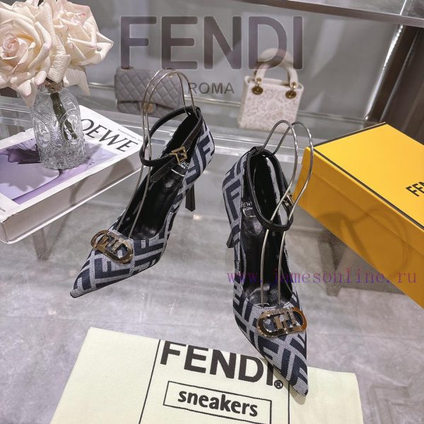????? | Fendi 2025 runway new single shoes━━━━━ FENDI━━━━━Fendi's latest popular metal strapanzxbrd7 - Image 3