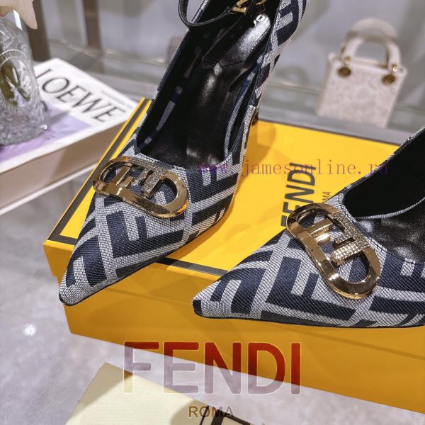 ????? | Fendi 2025 runway new single shoes━━━━━ FENDI━━━━━Fendi's latest popular metal strapanzxbrd7 - Image 9