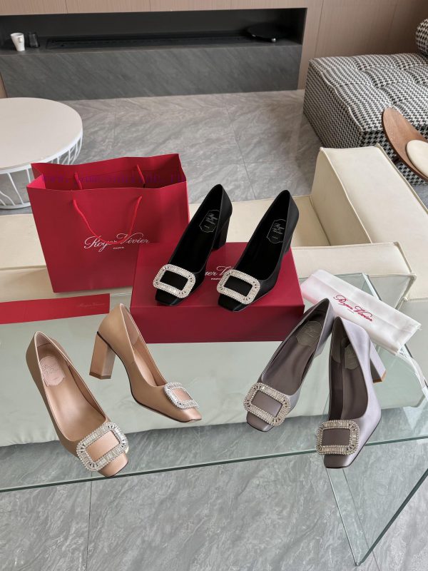 ?RogerVivi2025 Early Spring New RV Women's Shoes BellVivier Series Silk High Heels Single Sh7d7lu7i1
