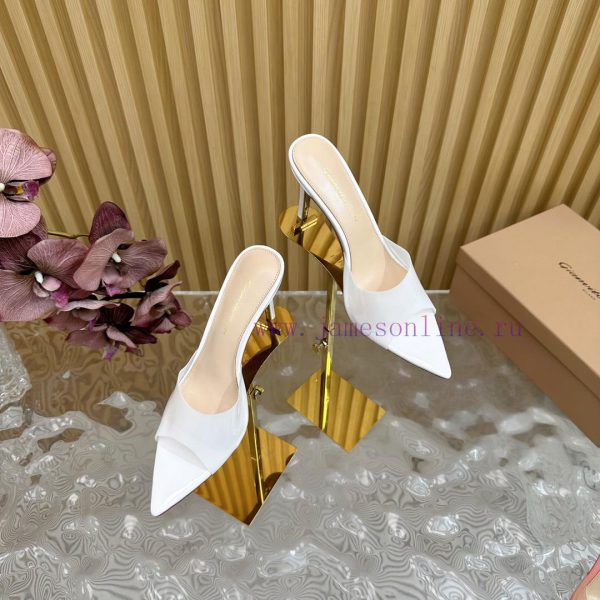 Gianvito Rossi 2024 Classic Pointed PVC Film High Heels Half Drag————————————Its appearance im1jnefm