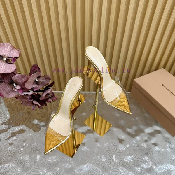 Gianvito Rossi 2024 Classic Pointed PVC Film High Heels Half Drag————————————Its appearance oyk7opvg