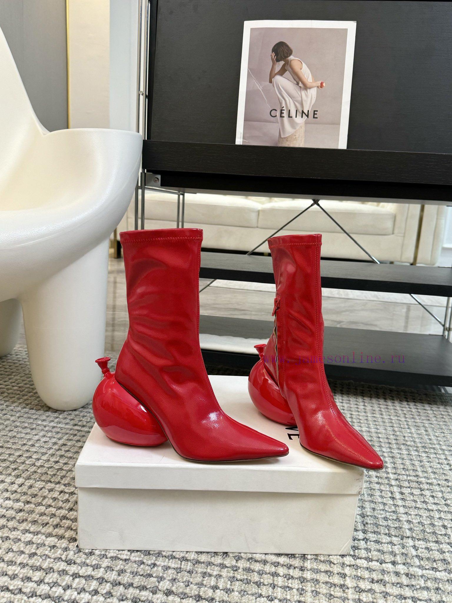 vanity μποτακια | Loewe 2024 New Autumn/Winter Fashion Show Balloon And Short Boots ️ Artwork Worn On The Feet Wi 4lvtpyxf | γαλότσες site e-jumbo.gr - Image 3