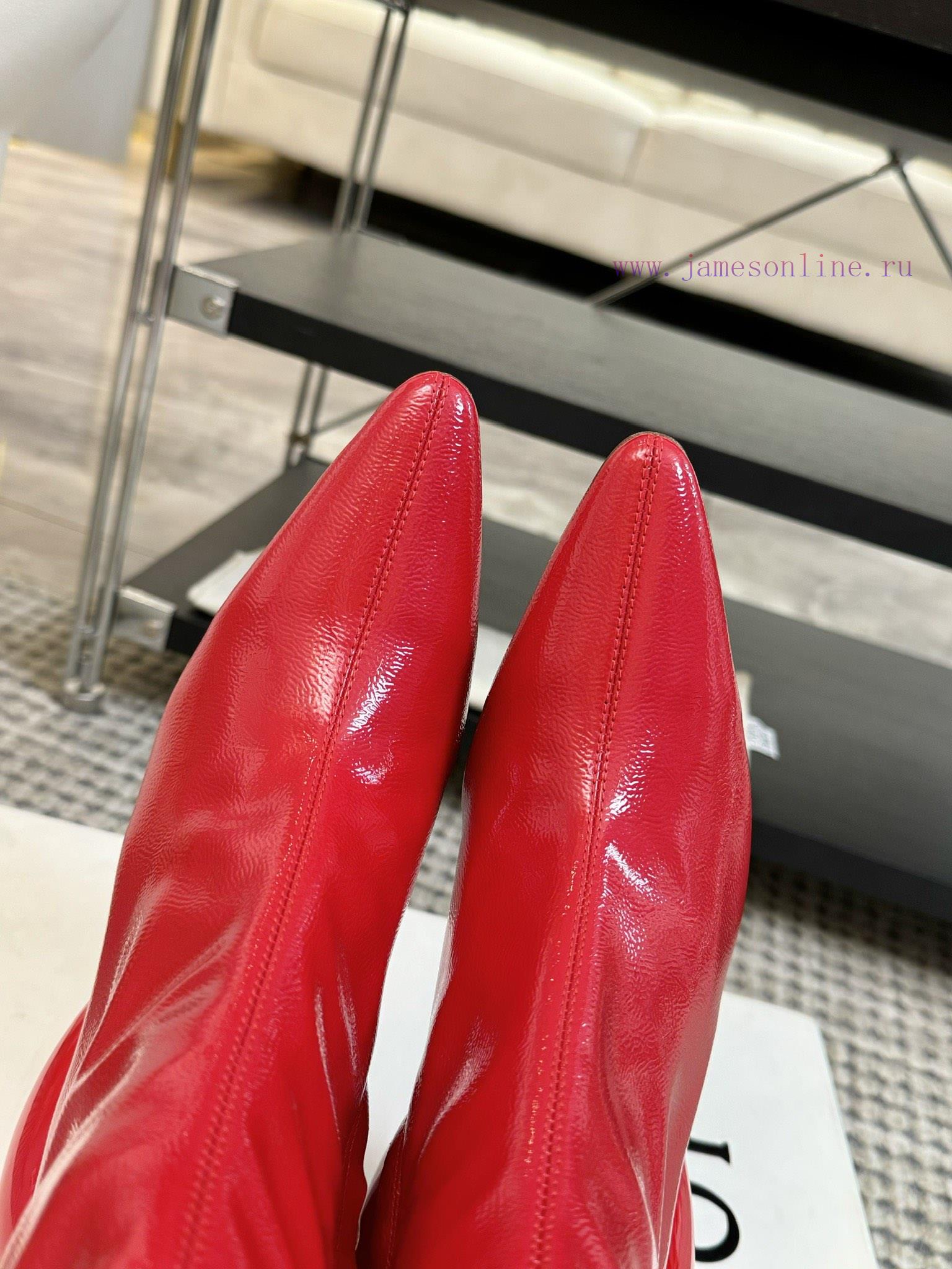 vanity μποτακια | Loewe 2024 New Autumn/Winter Fashion Show Balloon And Short Boots ️ Artwork Worn On The Feet Wi 4lvtpyxf | γαλότσες site e-jumbo.gr - Image 7