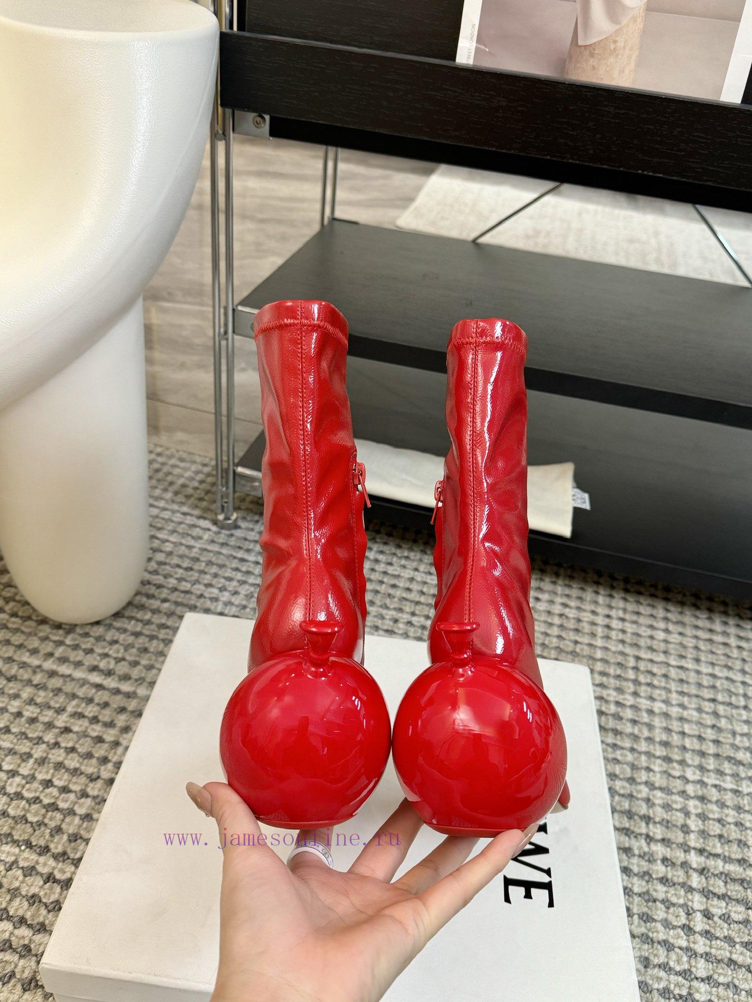 vanity μποτακια | Loewe 2024 New Autumn/Winter Fashion Show Balloon And Short Boots ️ Artwork Worn On The Feet Wi 4lvtpyxf | γαλότσες site e-jumbo.gr - Image 8